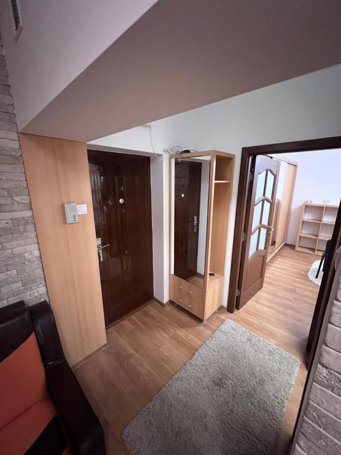 Mnm Mitropolie Apartman Jászvásár Kültér fotó