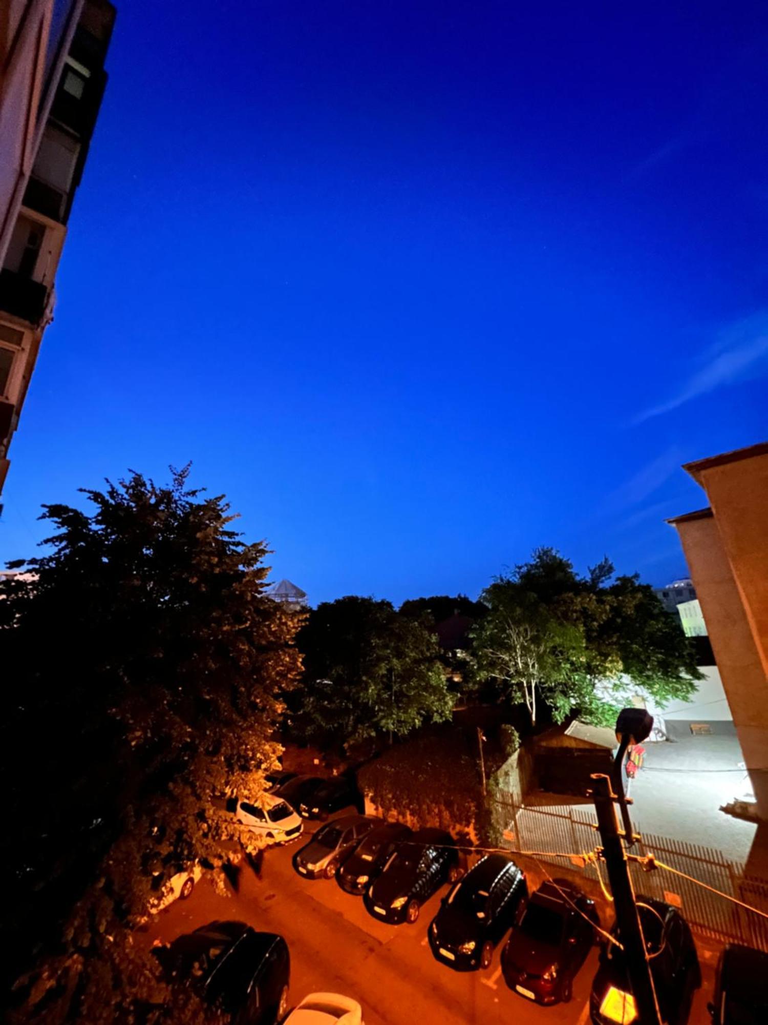 Mnm Mitropolie Apartman Jászvásár Kültér fotó
